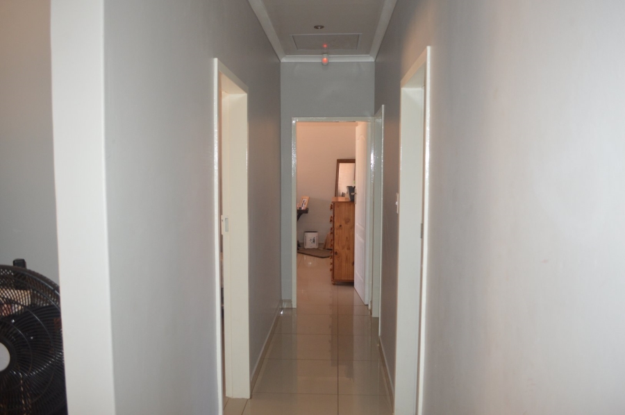 3 Bedroom Property for Sale in Flamwood North West